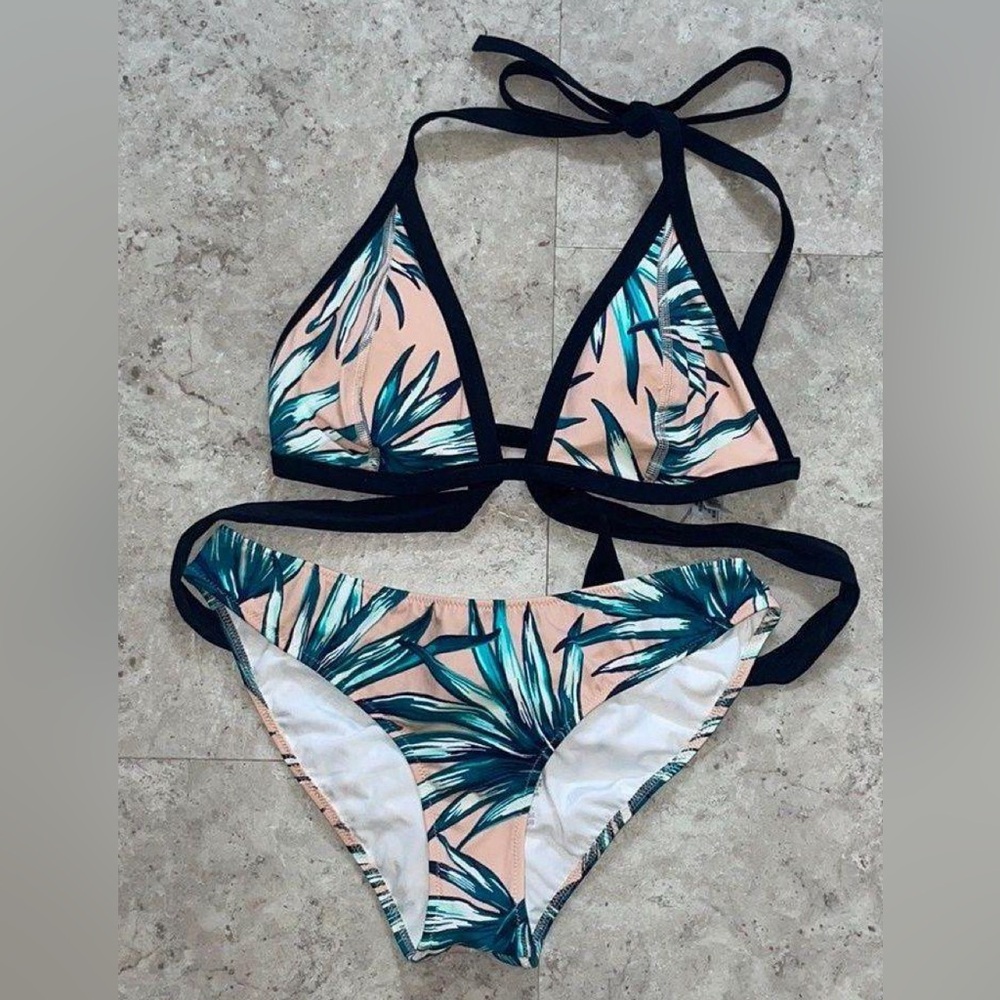 Pink Victoria’s Secret Bikini
